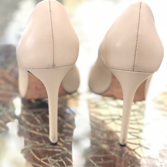THEORY Nude Paloma Pumps - Picture 5 of 7